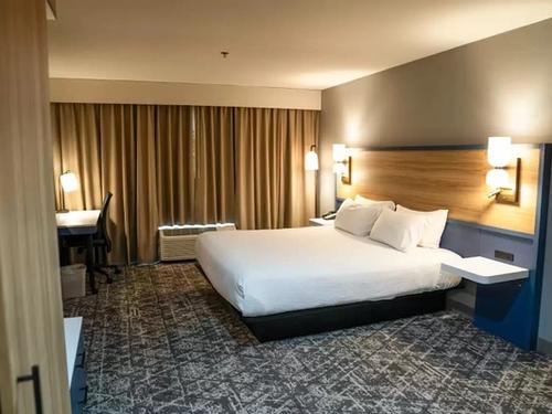 Photo of Country Inn & Suites by Radisson, Modesto/Salida