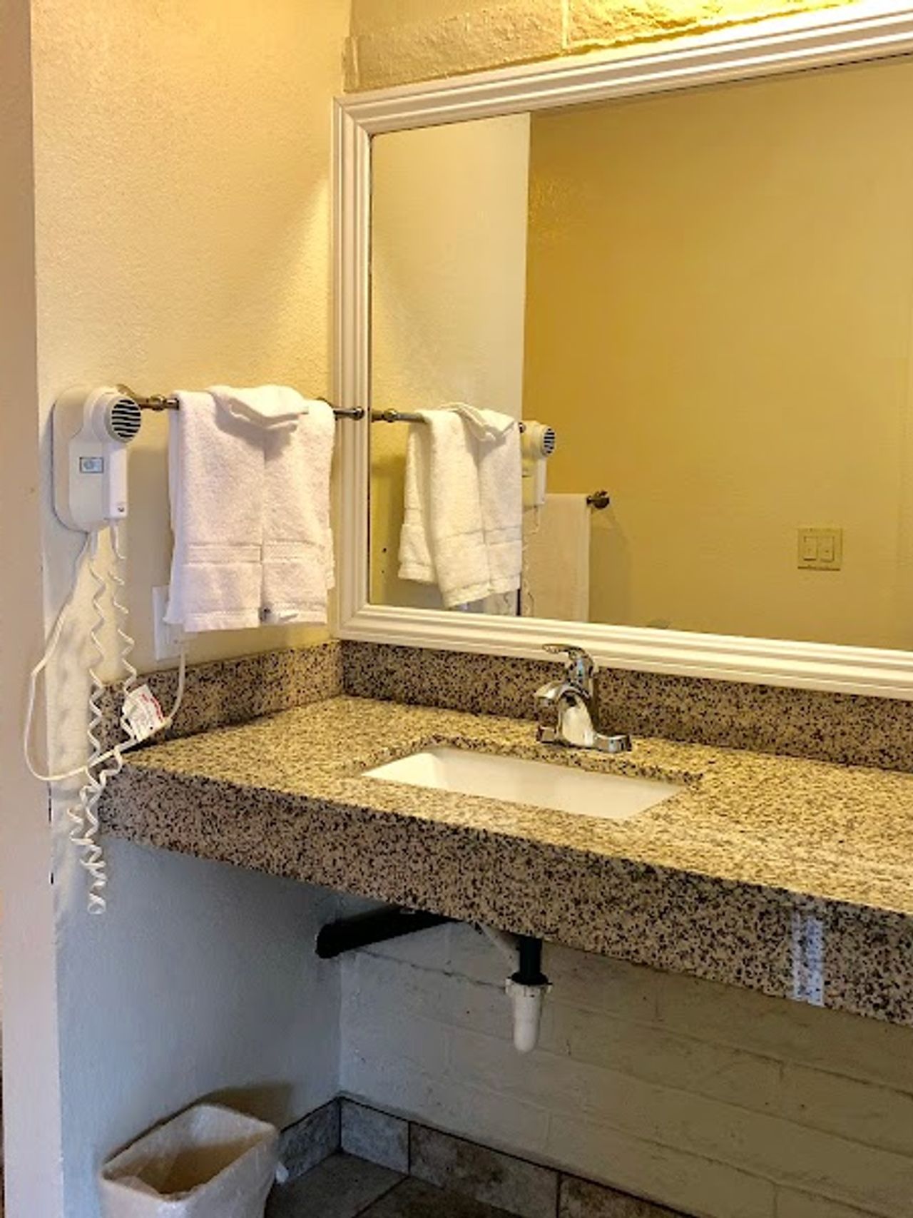Photo of Hitching Post Studios Inn