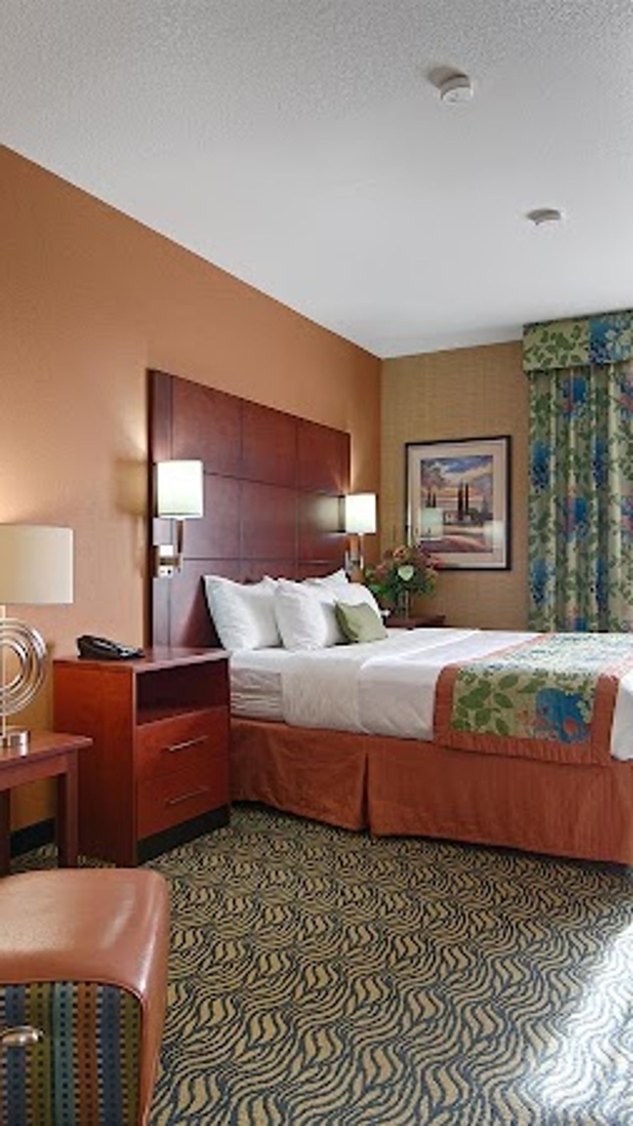 Photo of Best Western Plus Fresno Inn