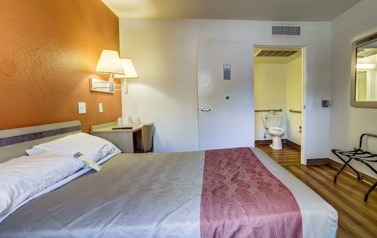 Photo of Motel 6 Grants Pass, OR