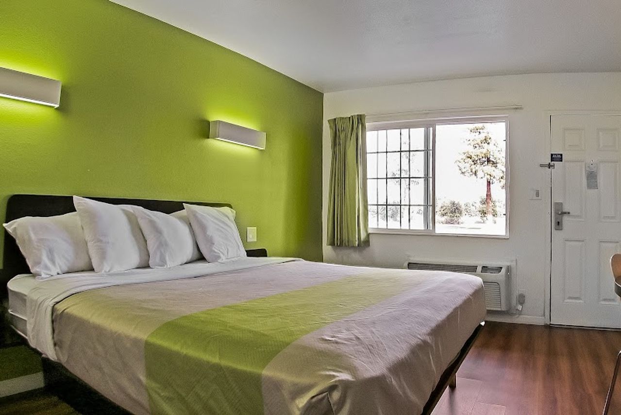 Photo of Motel 6 Visalia, CA