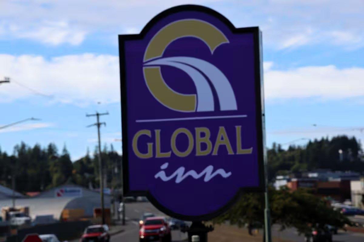 Global INN Sign