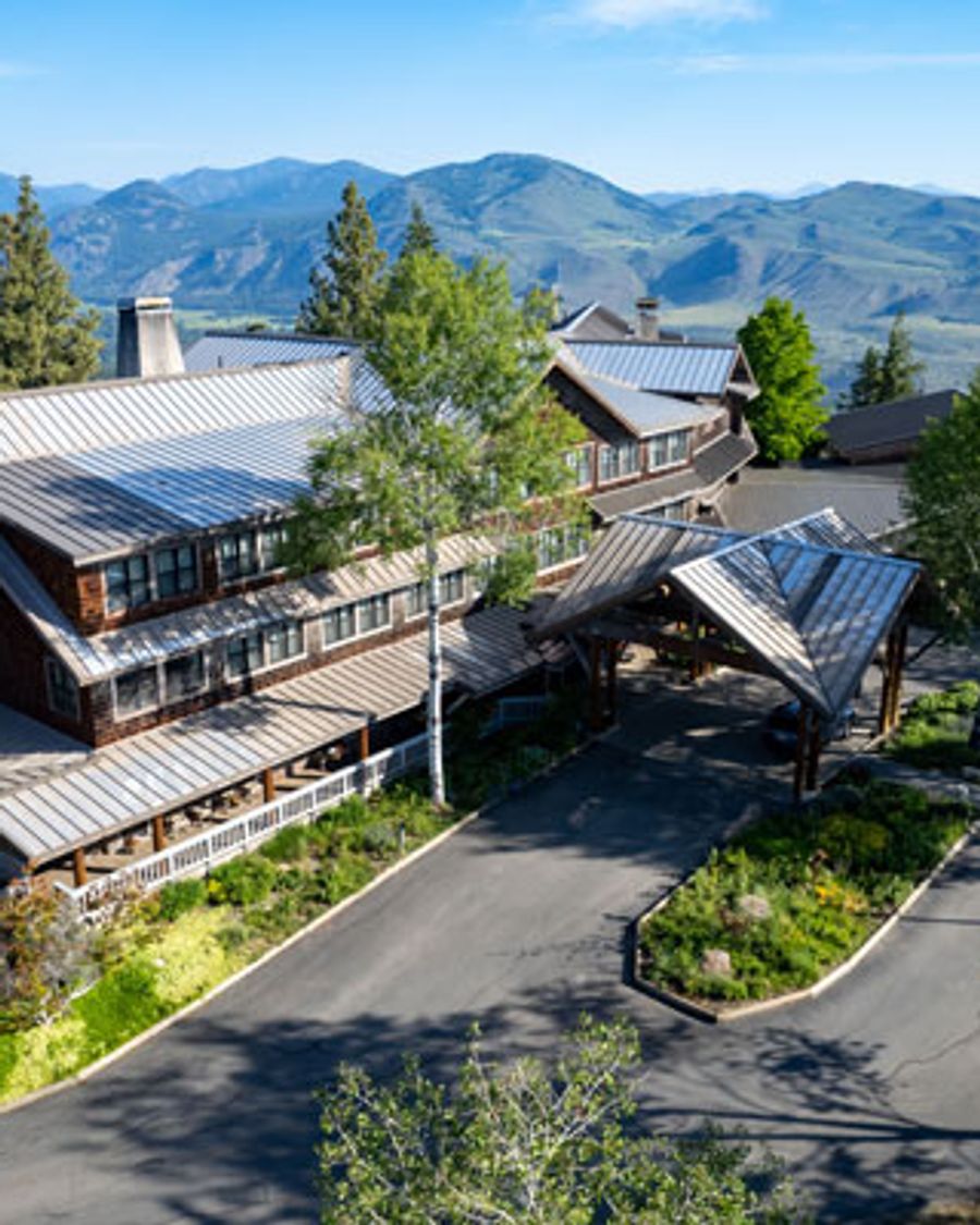 Sun Mountain Lodge