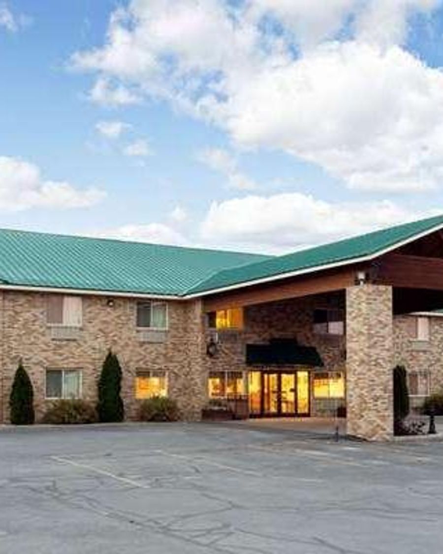 Super 8 by Wyndham Montpelier