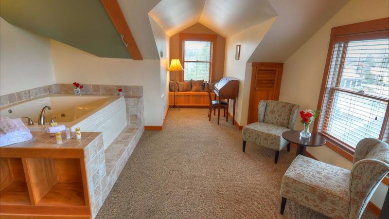 Photo of The Heron Inn and Day Spa - A Bed & Breakfast