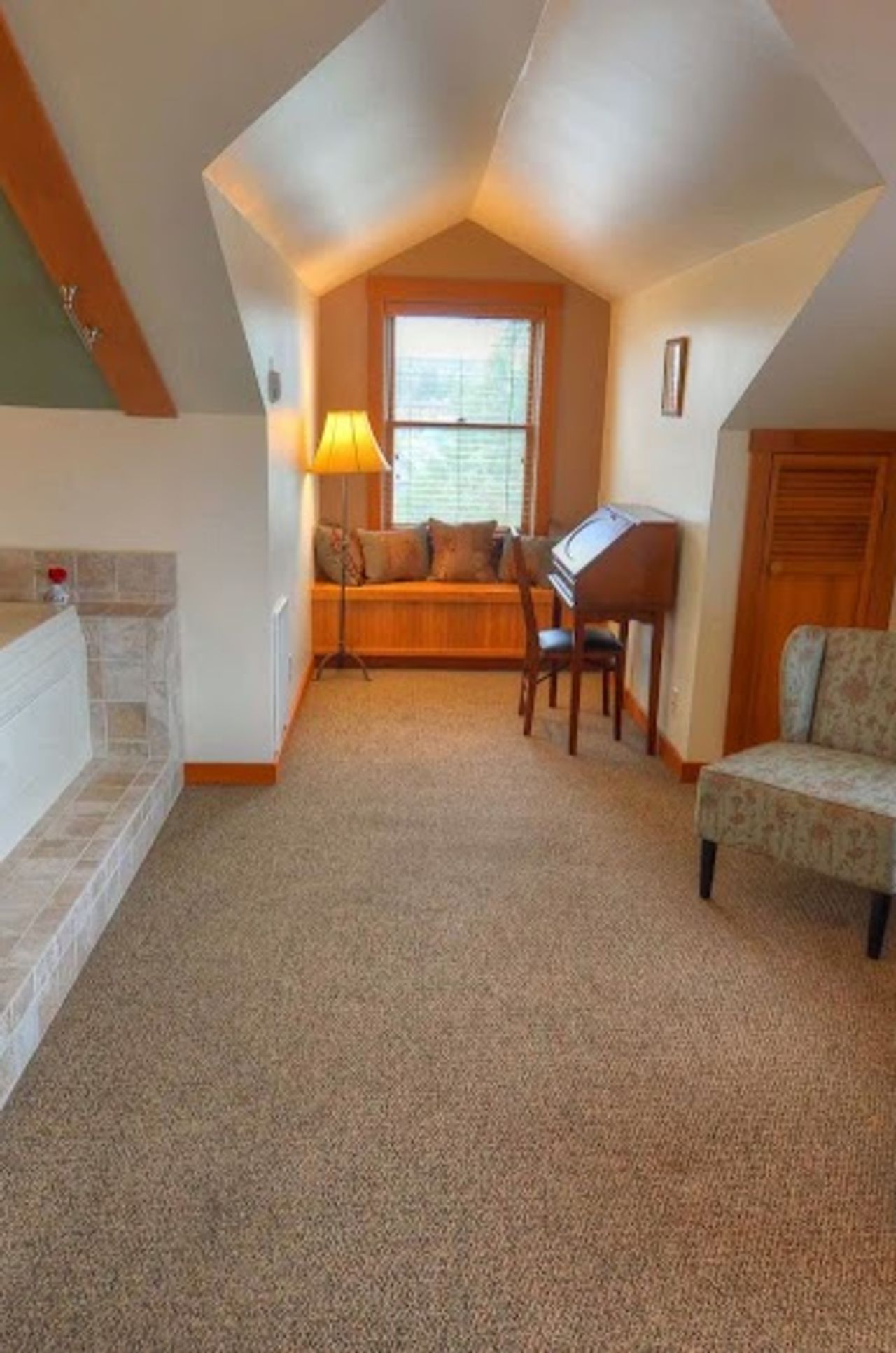 Photo of The Heron Inn and Day Spa - A Bed & Breakfast