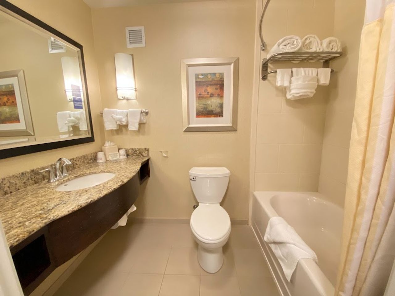 Photo of Hilton Garden Inn Eugene/Springfield - Bathroom