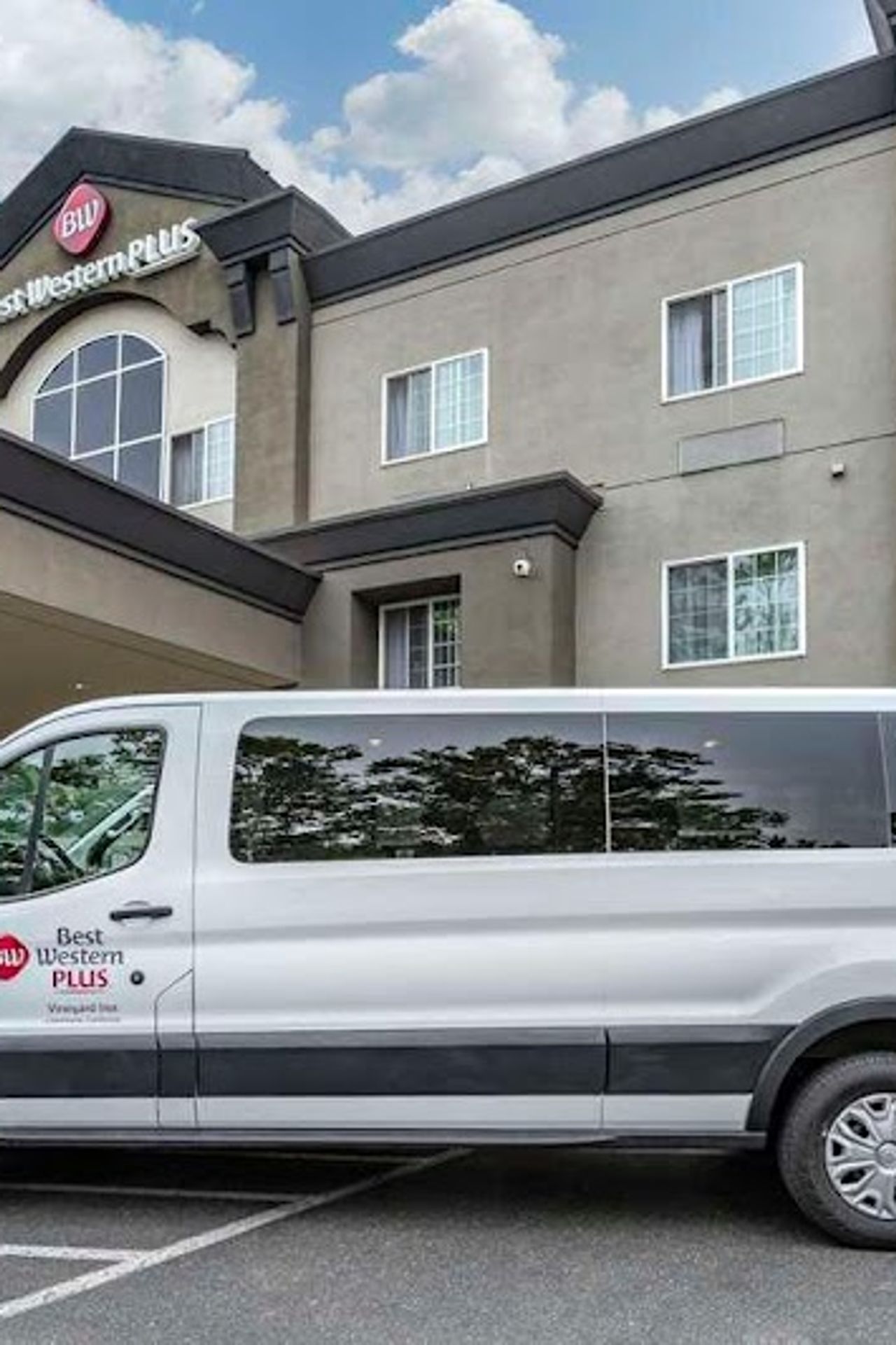 Photo of Best Western Plus Vineyard Inn