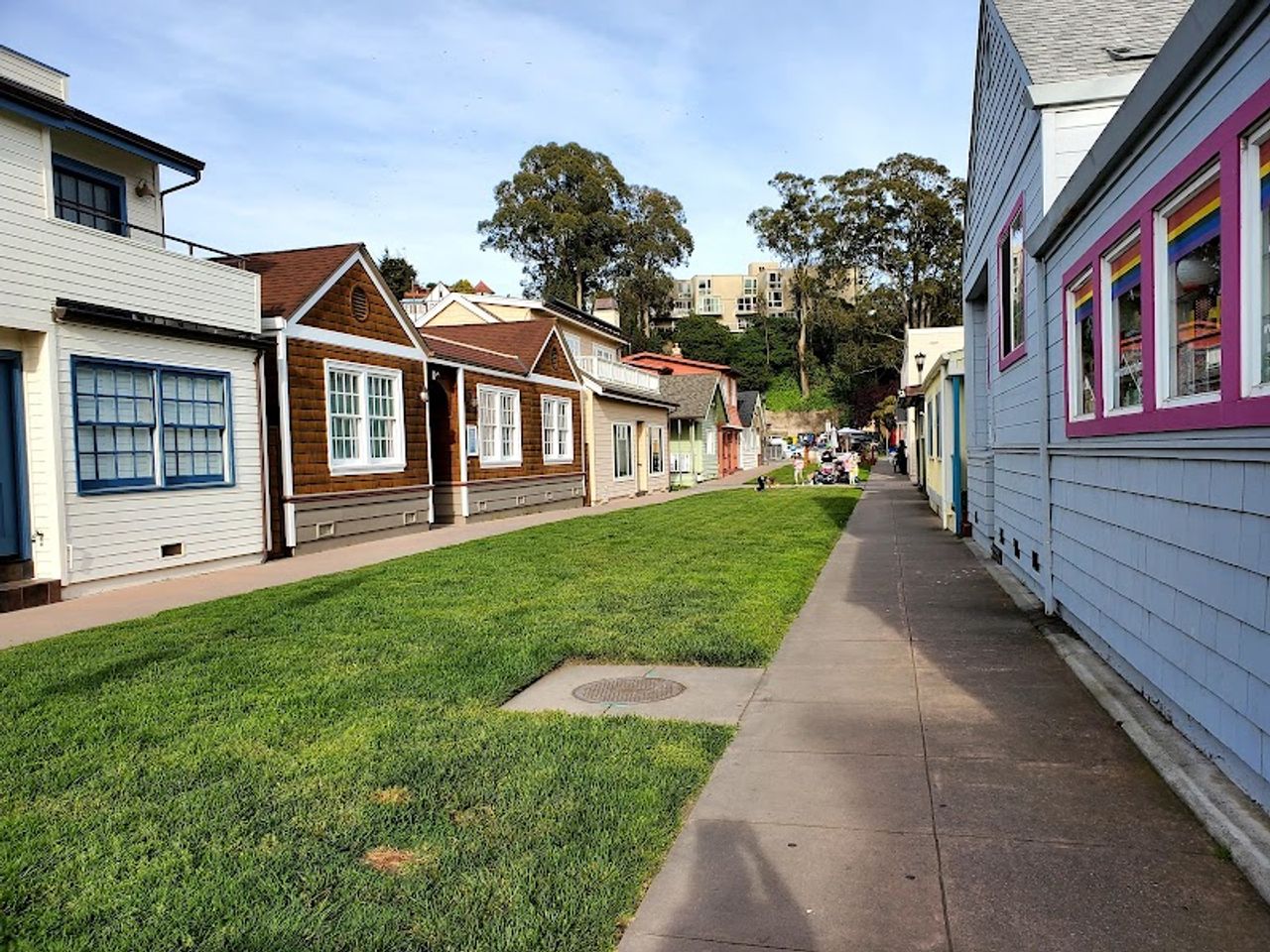 Photo of Capitola Venetian Hotel
