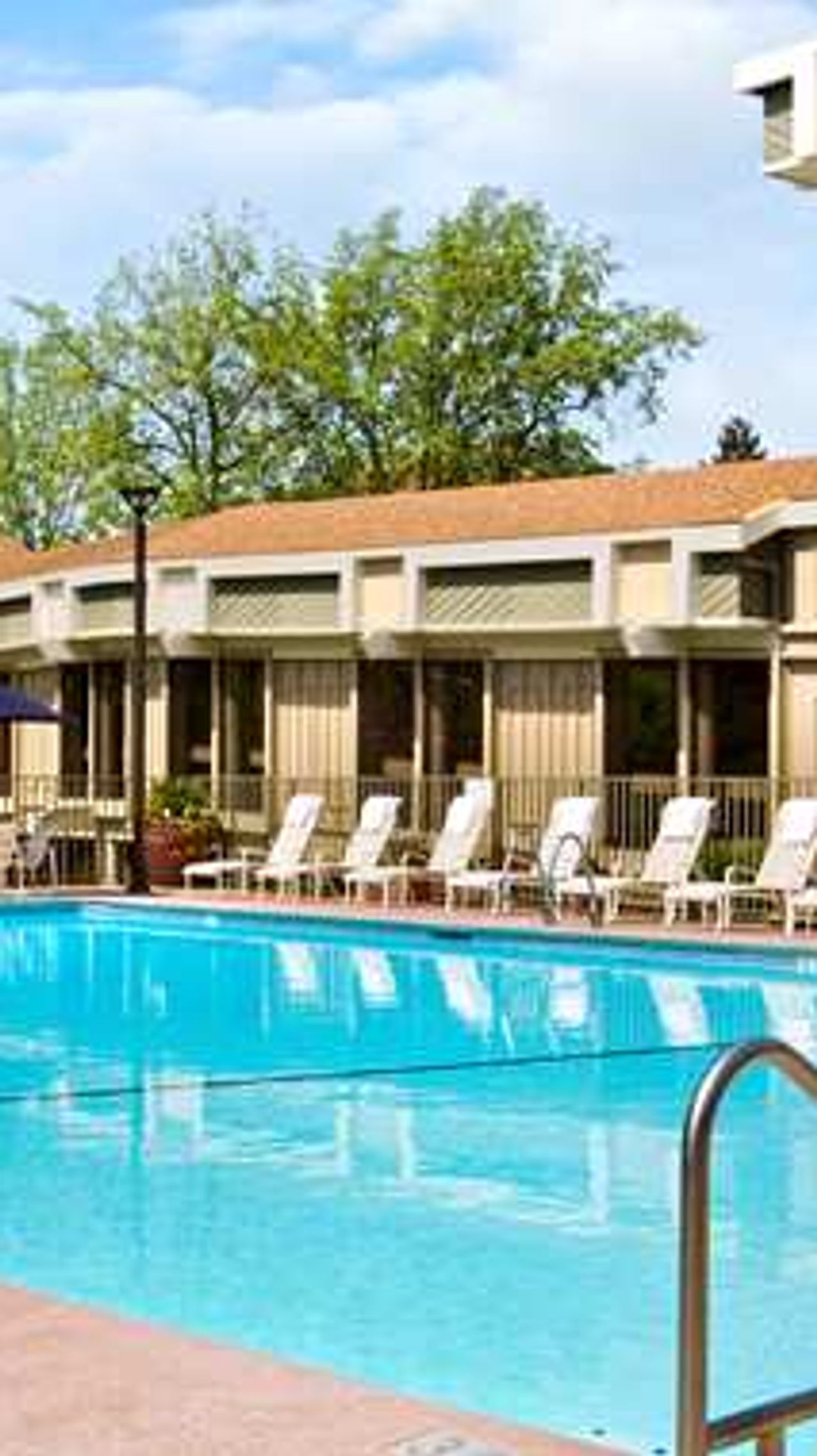 Photo of DoubleTree by Hilton Hotel Sacramento