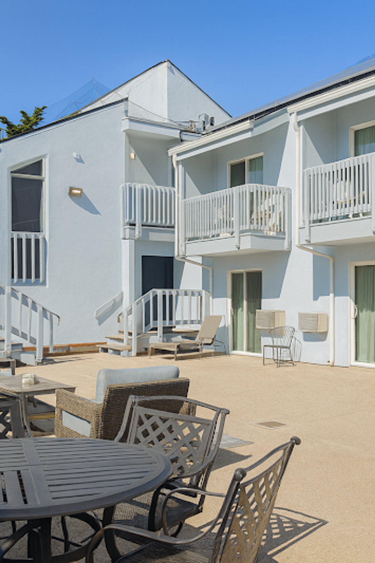 Photo of Cannery Row Inn - Outdoor Seating Area, Patio