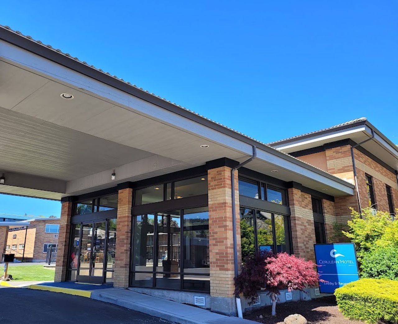 Photo of Cerulean Hotel