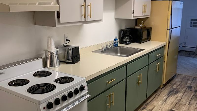 Photo of The Brooks Hotel