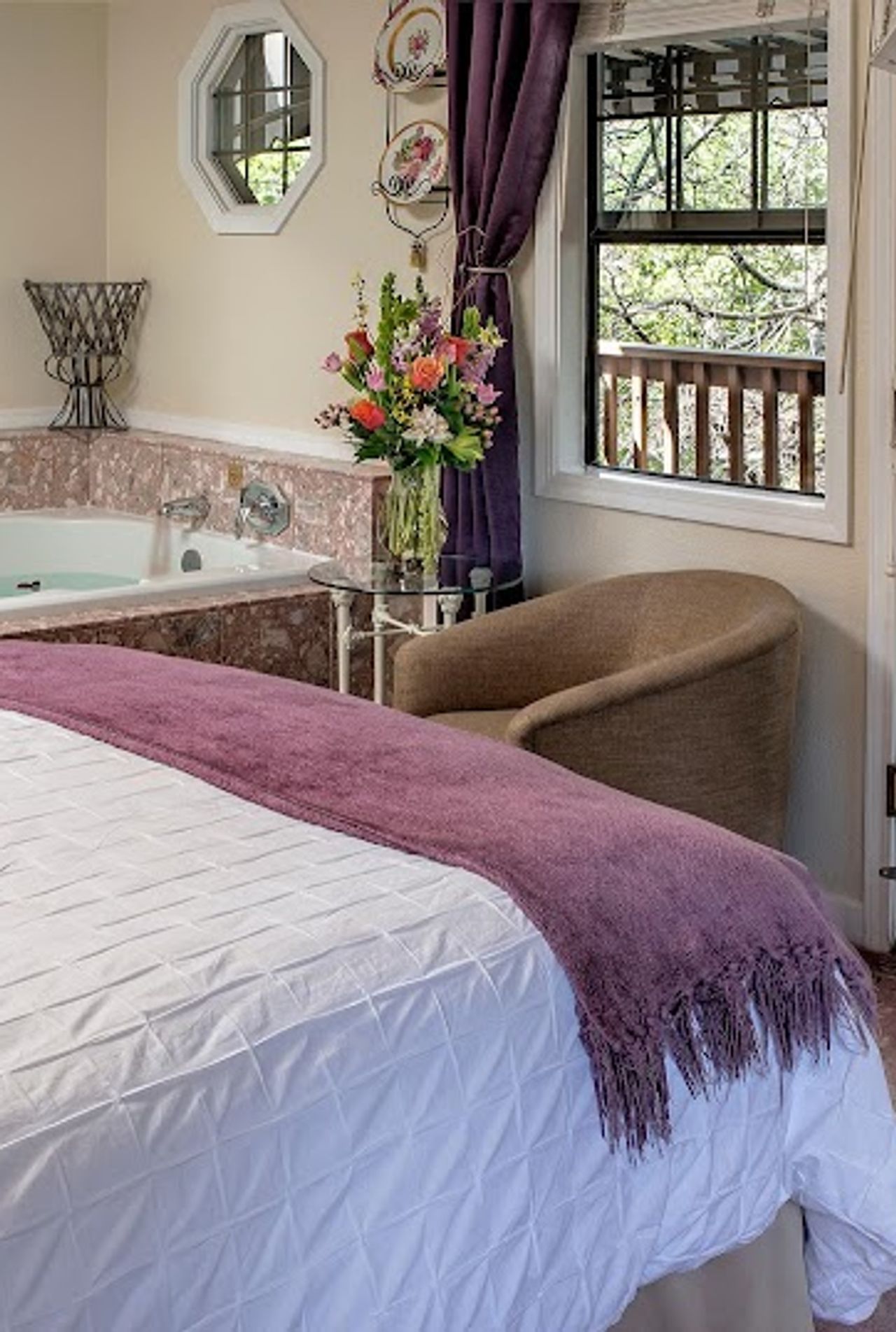 Photo of Candlelight Inn Napa Valley