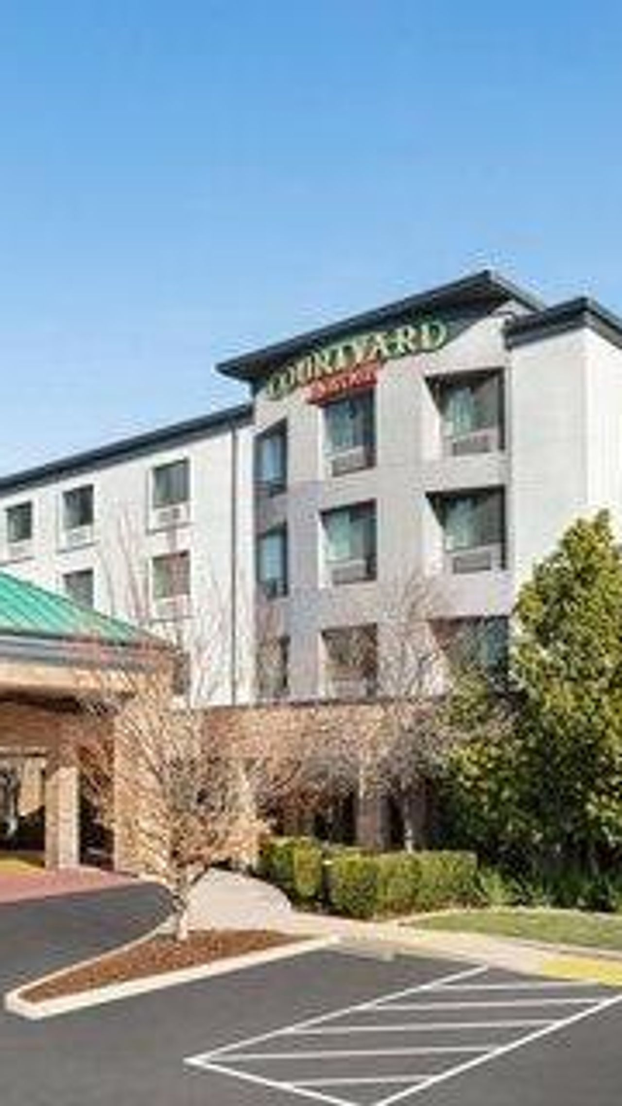 Photo of Courtyard Sacramento Folsom