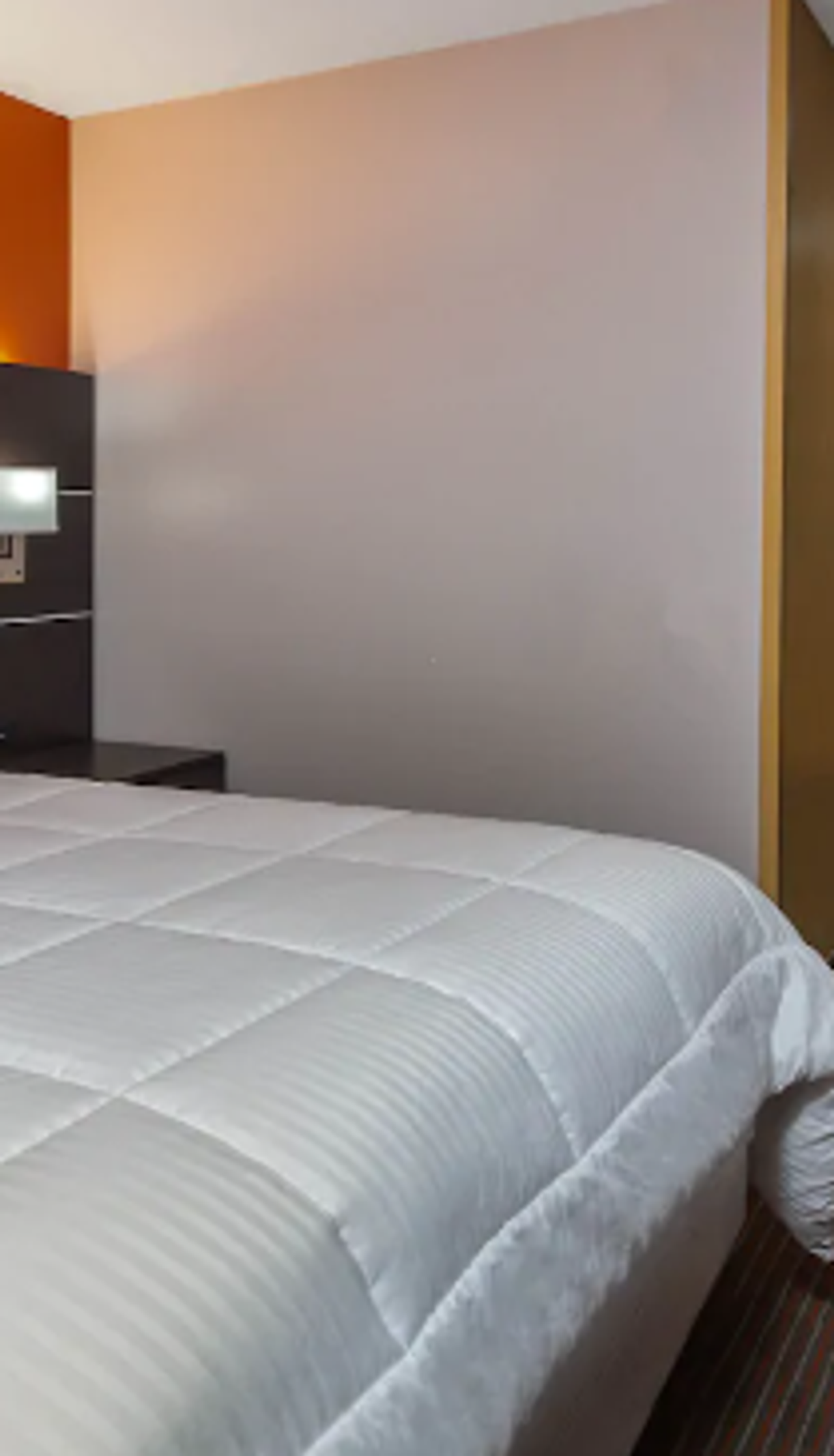 Photo of Hotel Vinea, a Travelodge by Wyndham