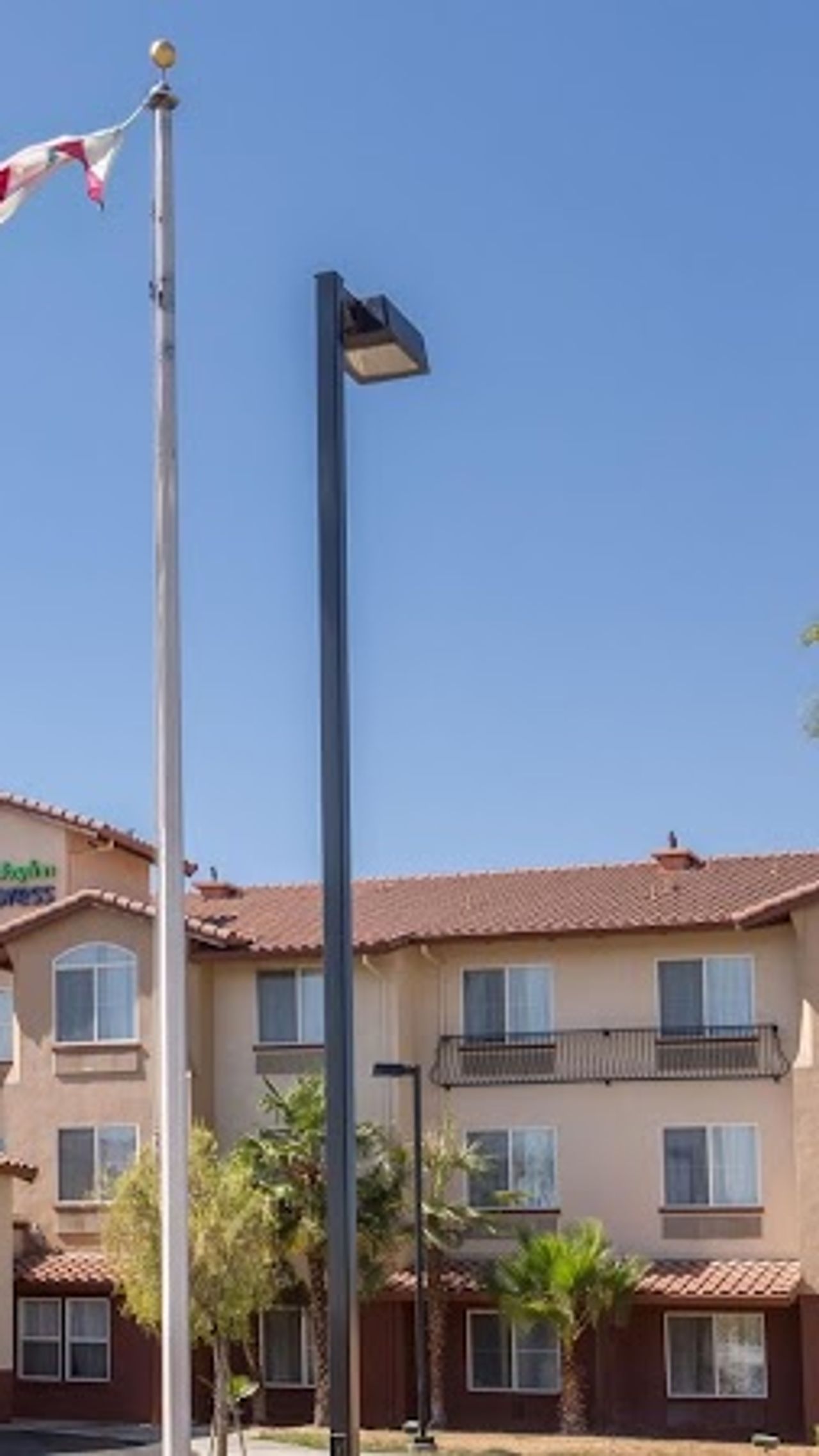 Photo of Holiday Inn Express & Suites Manteca City Center by IHG