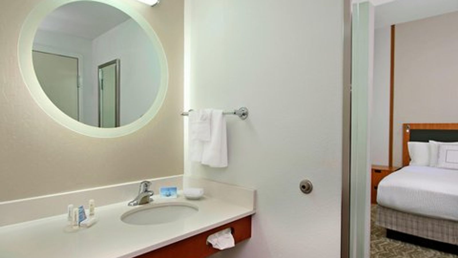 Photo of SpringHill Suites Madera