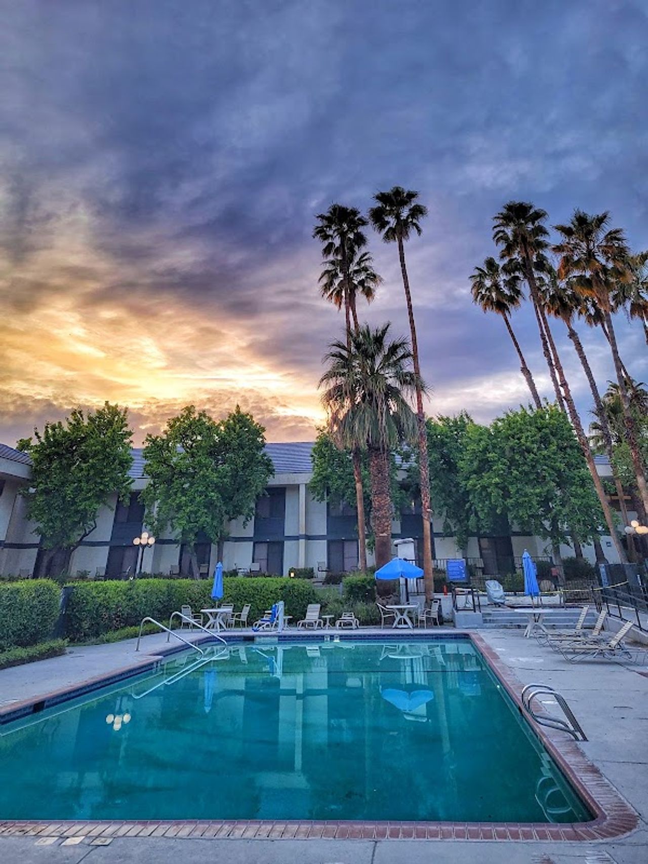 Photo of Four Points by Sheraton Bakersfield