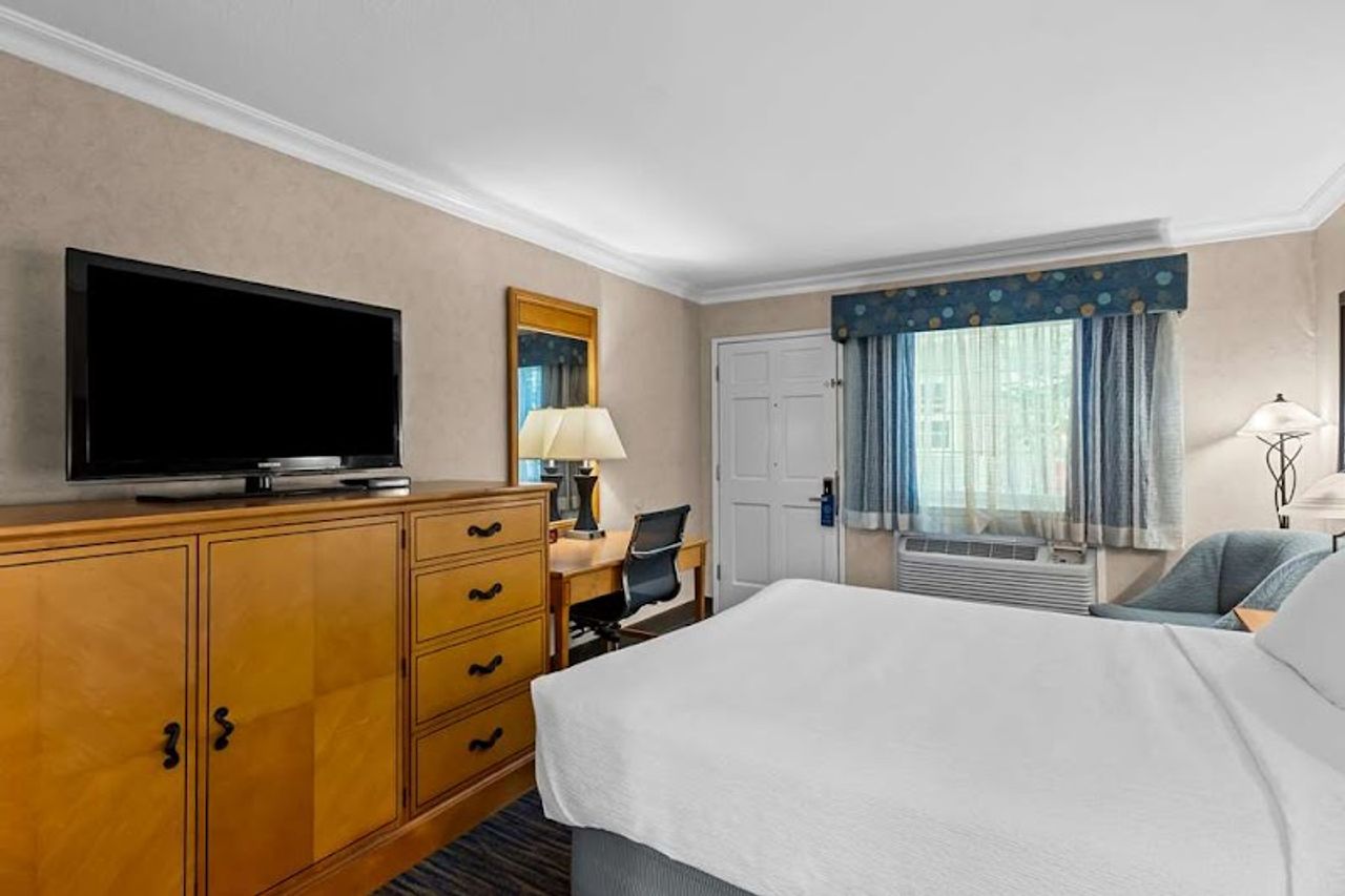 Photo of Best Western University Lodge