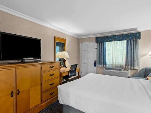 Photo of Best Western University Lodge