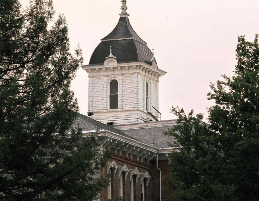 Pioneer Hall at Linfield University, McMinnville, United States