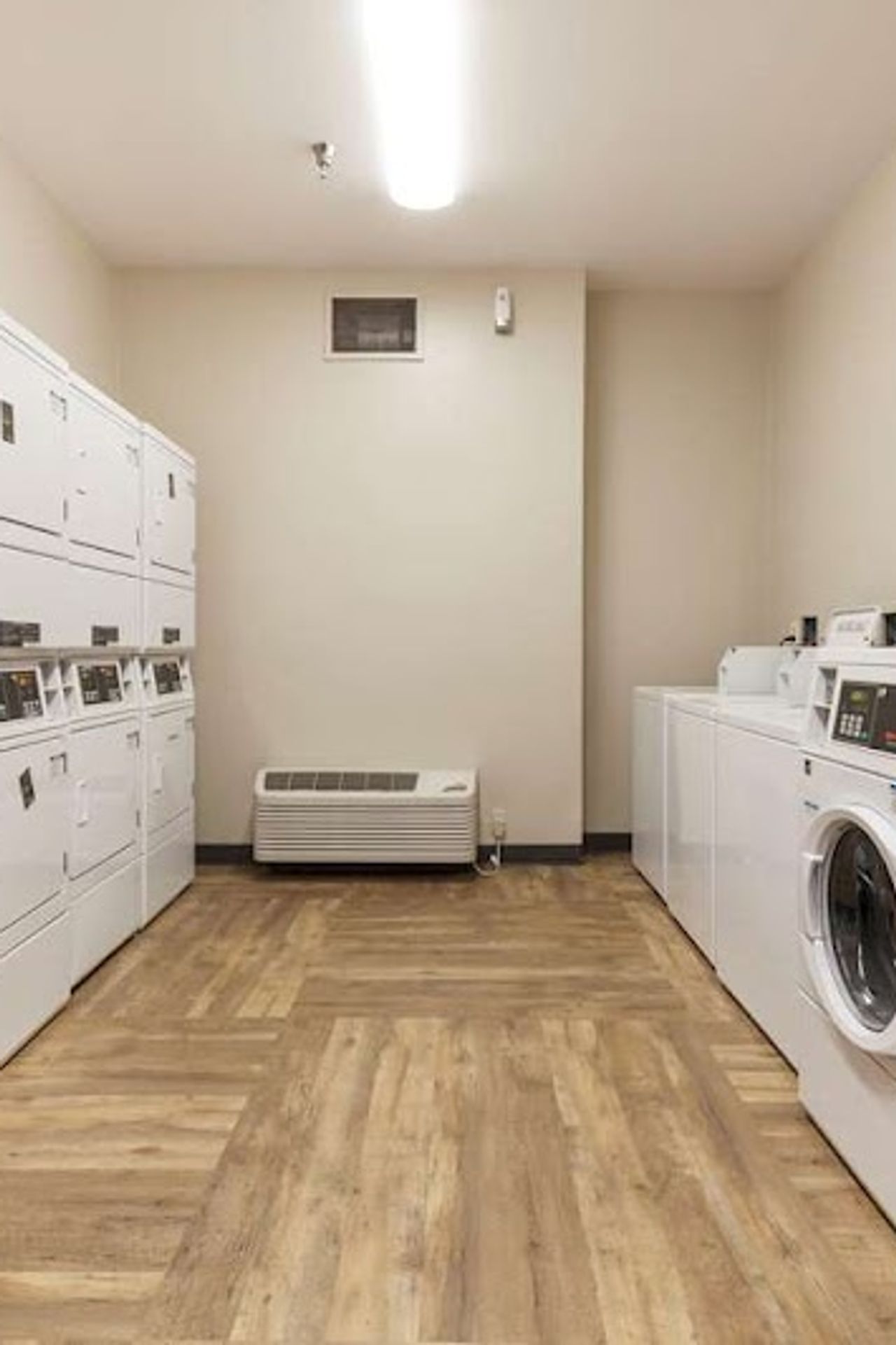 Photo of Extended Stay America Premier Suites - Oakland - Alameda