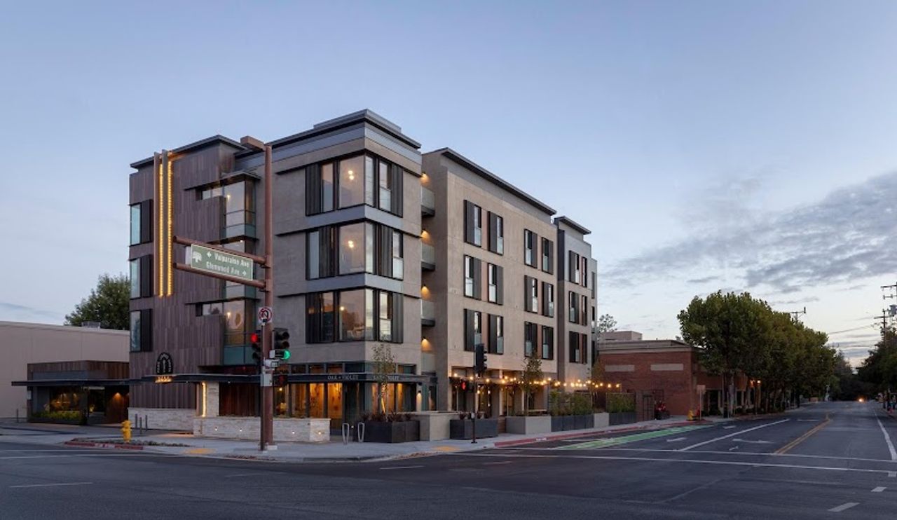 Photo of Park James Hotel