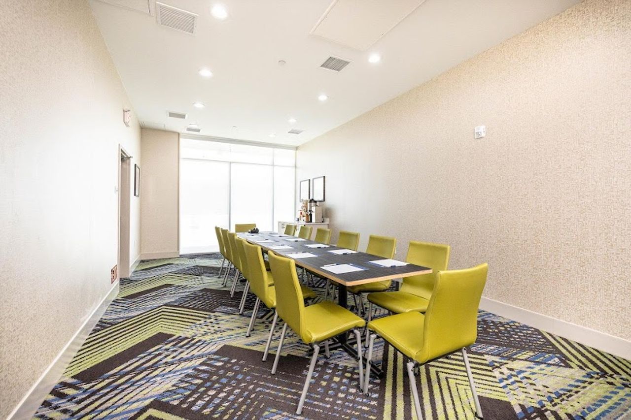 Photo of Holiday Inn Express & Suites San Jose – Silicon Valley by IHG