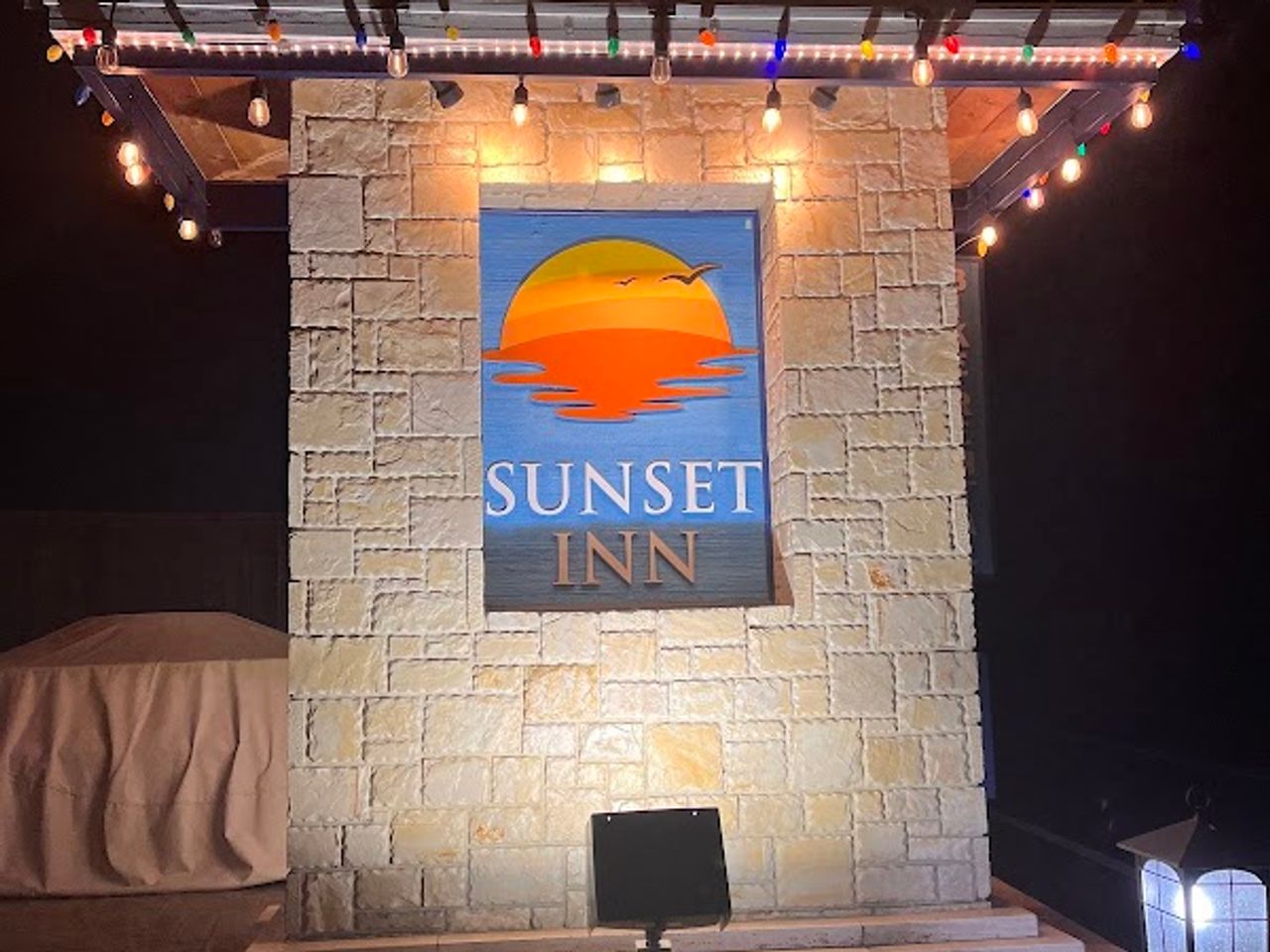 Photo of Sunset Inn - Exterior