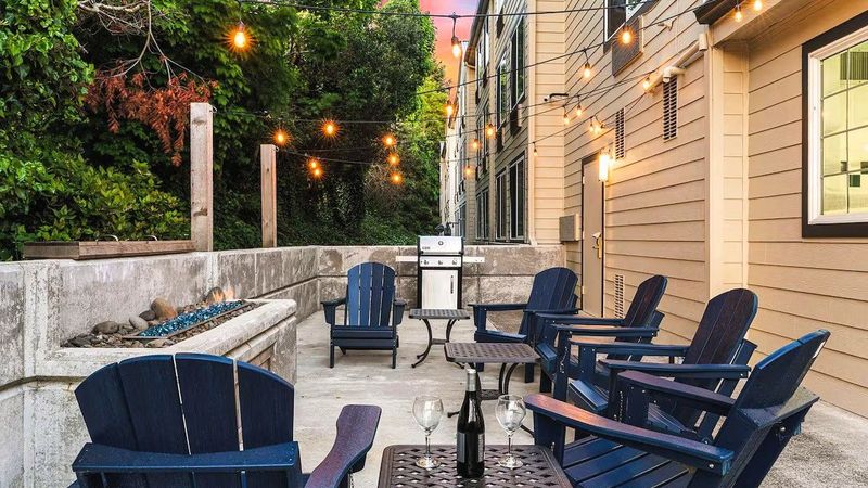 The Ashley Inn & Suites - Outdoor Seating Area, Fire Pit