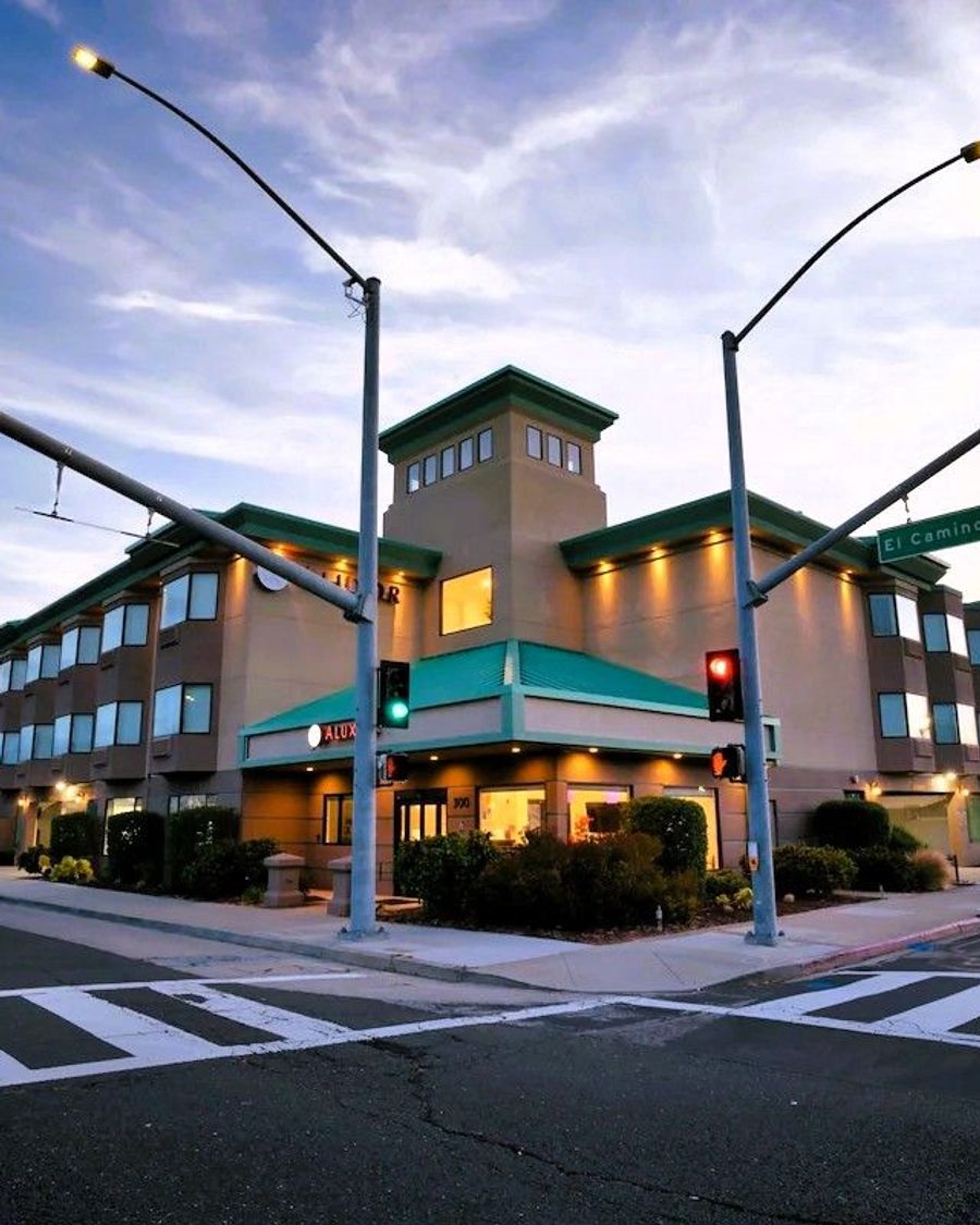 Hotel Aluxor SFO