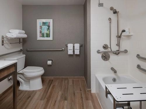 Photo of Hilton Garden Inn Portland/Lake Oswego