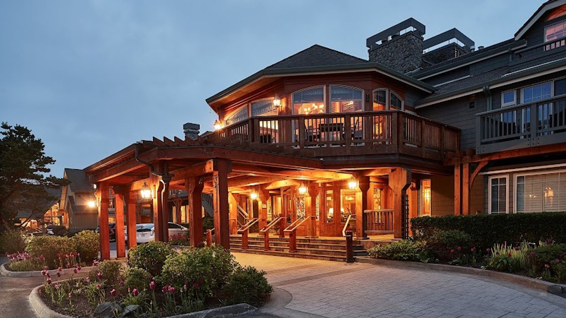 Stephanie Inn & Dining Room