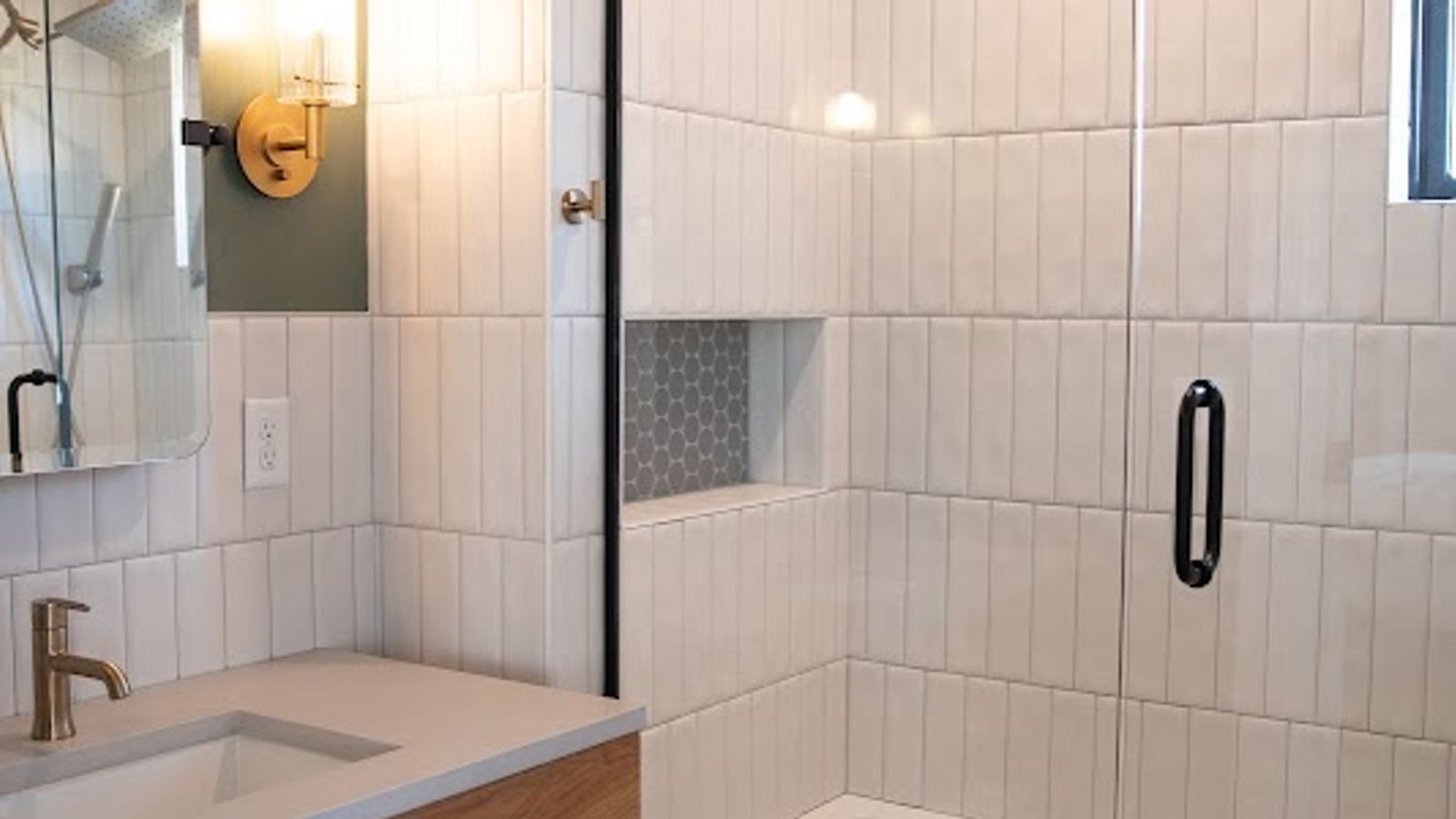 Photo of the compass mcminnville - The compass studio: SPA BATHROOM WITH TUB/SHOWER COMBO