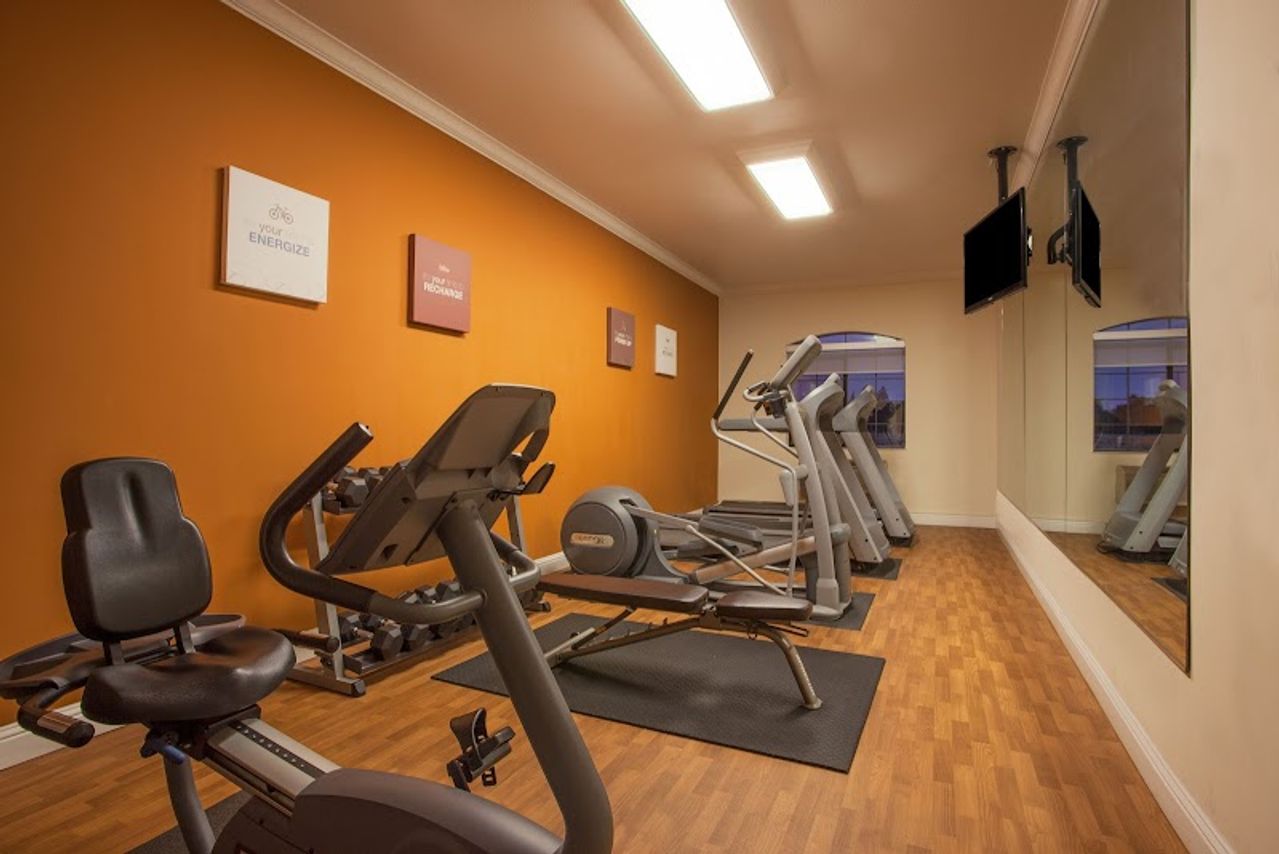 Photo of Holiday Inn Express & Suites Davis - University Area, an IHG Hotel