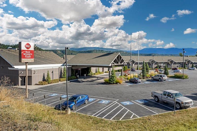 Photo of Best Western Plus Kootenai River Inn Casino & Spa - Exterior, Parking