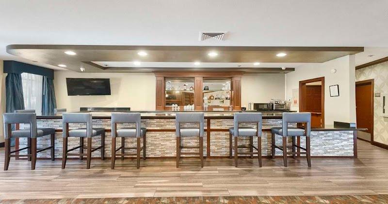Photo of Best Western Plus Heritage Inn