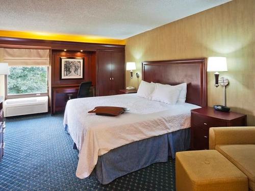 Photo of Hampton Inn Seattle-Airport