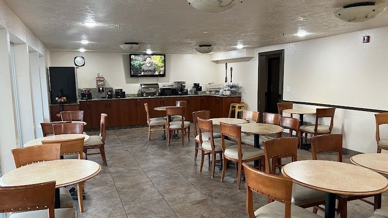 Photo of Wenatchee Inn & Suites