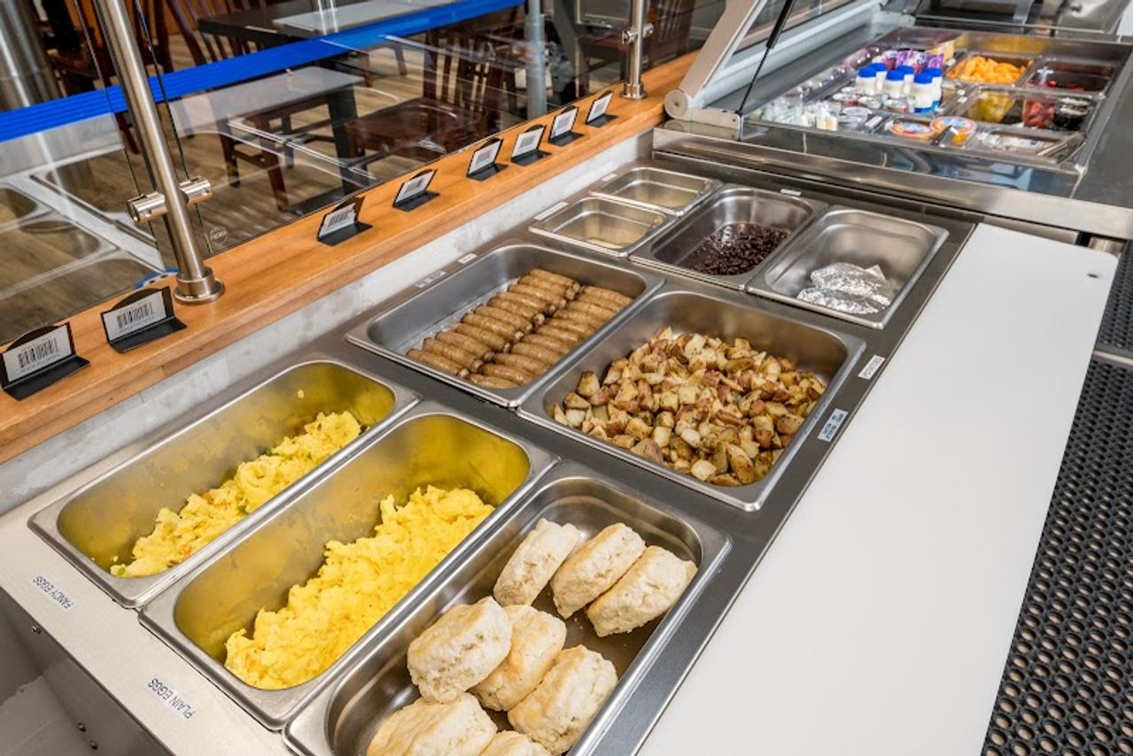 Photo of Wood River Inn & Suites