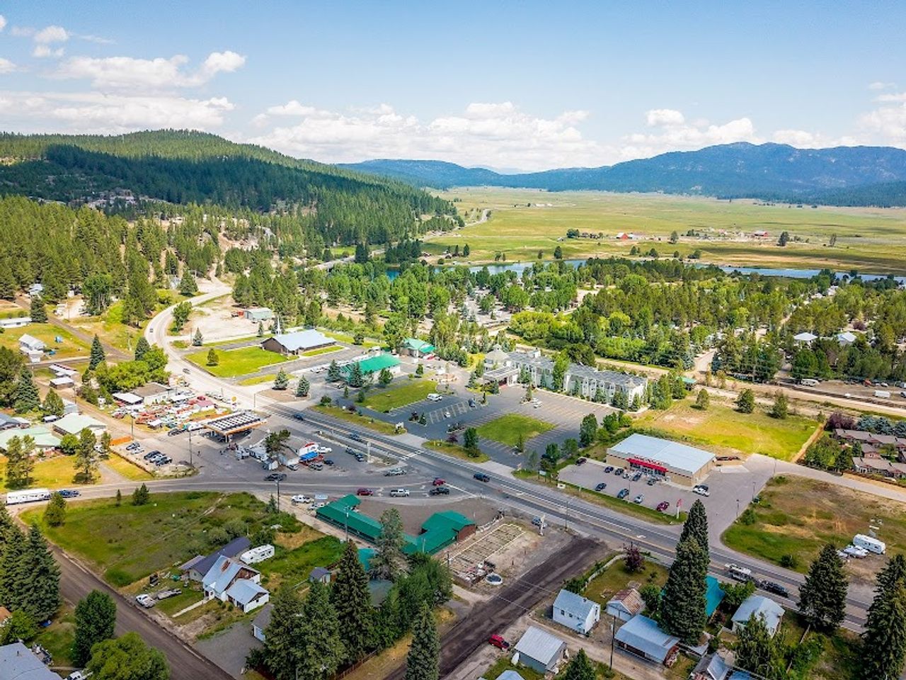 Photo of Cascade Lake Inn