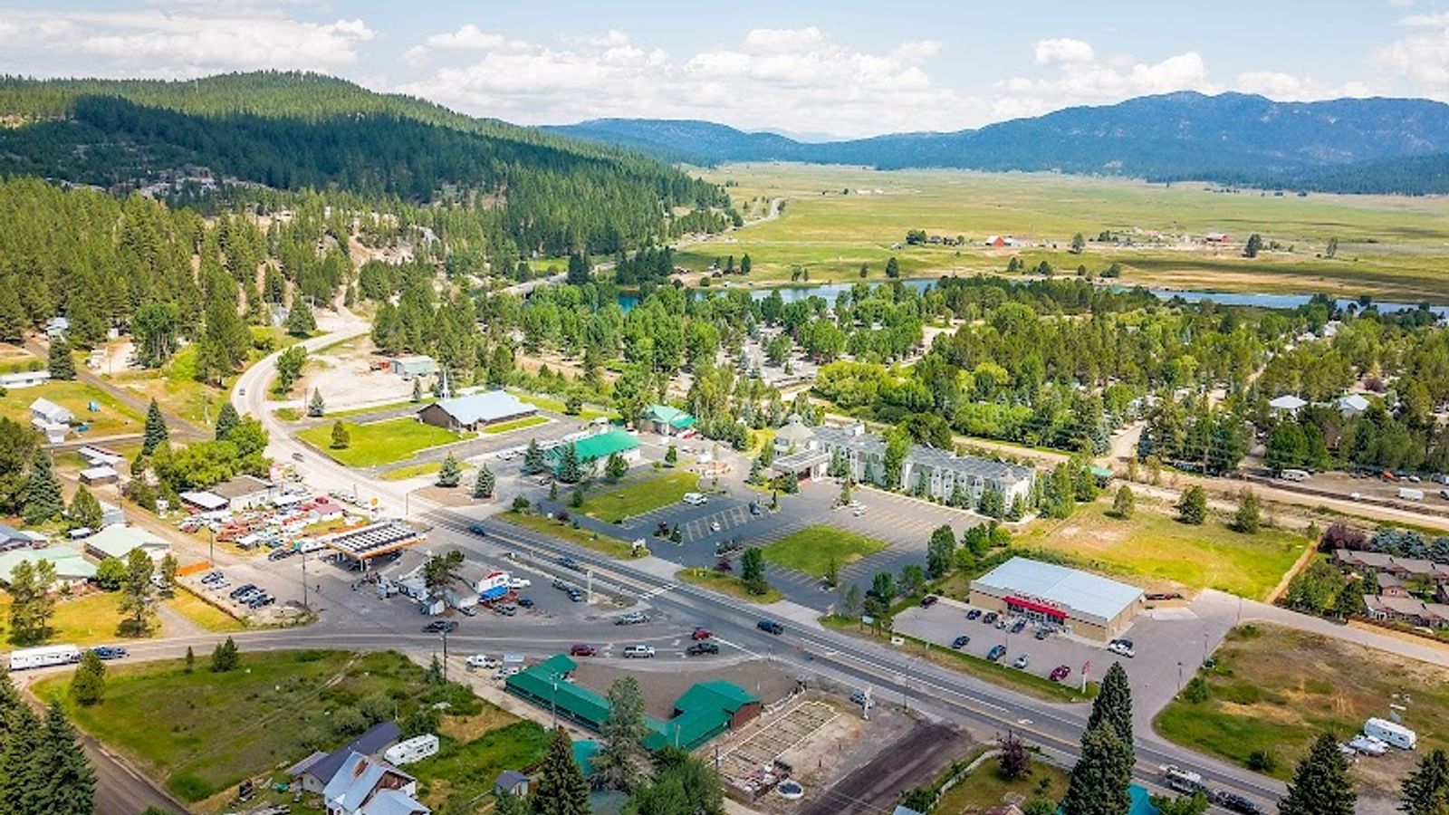 Photo of Cascade Lake Inn