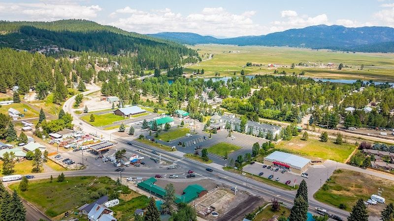 Photo of Cascade Lake Inn