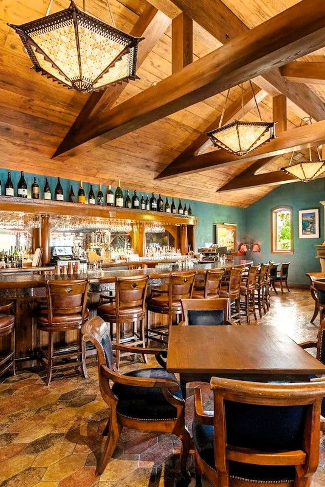 Photo of Vinarosa Resort & Spa - The Front Room, the on-site bar experience