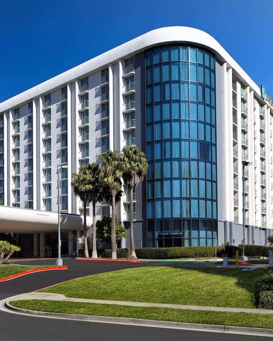 Embassy Suites by Hilton San Francisco Airport