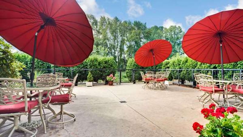 Photo of Ramada by Wyndham Tukwila Southcenter