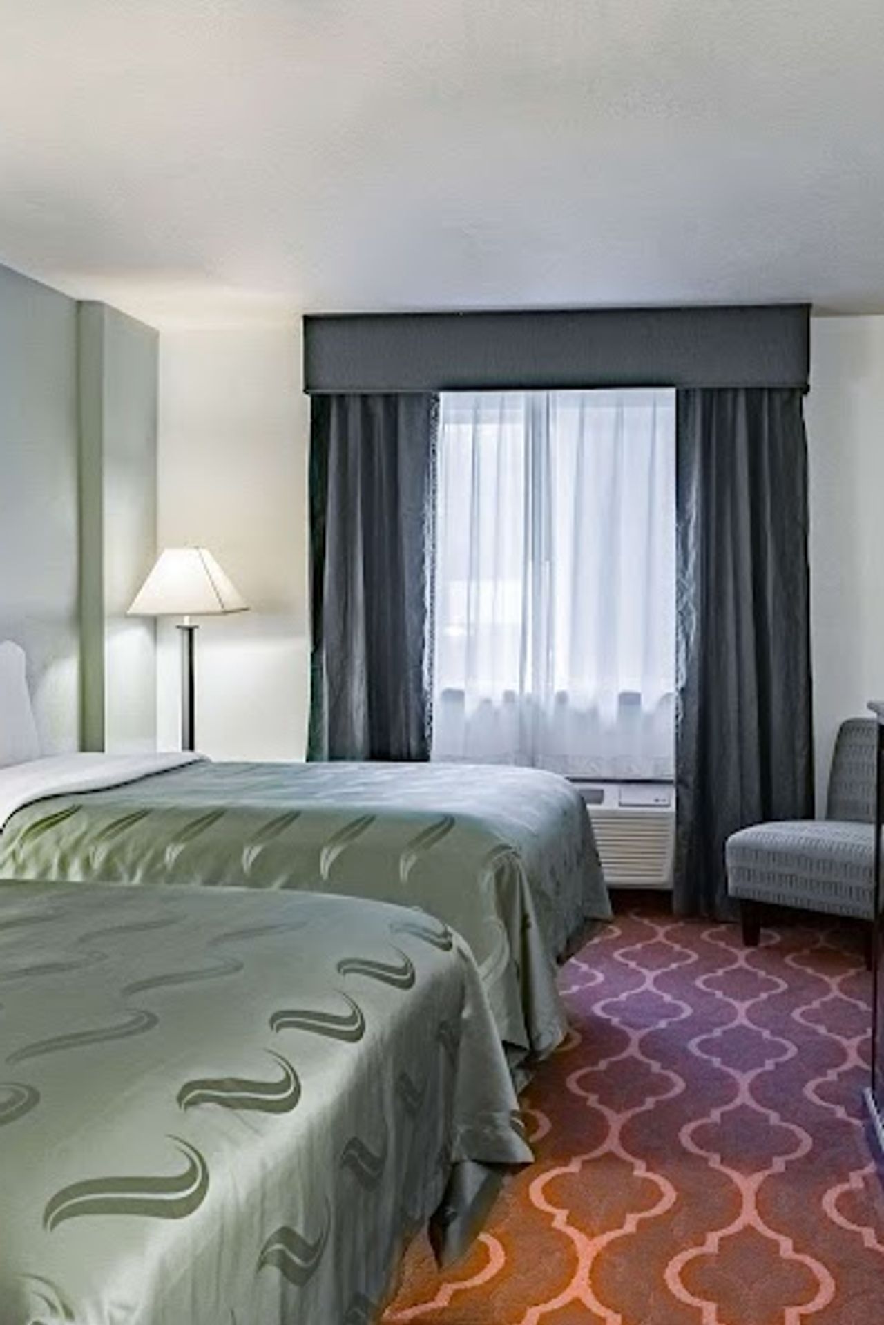 Photo of Quality Inn & Suites Vancouver North