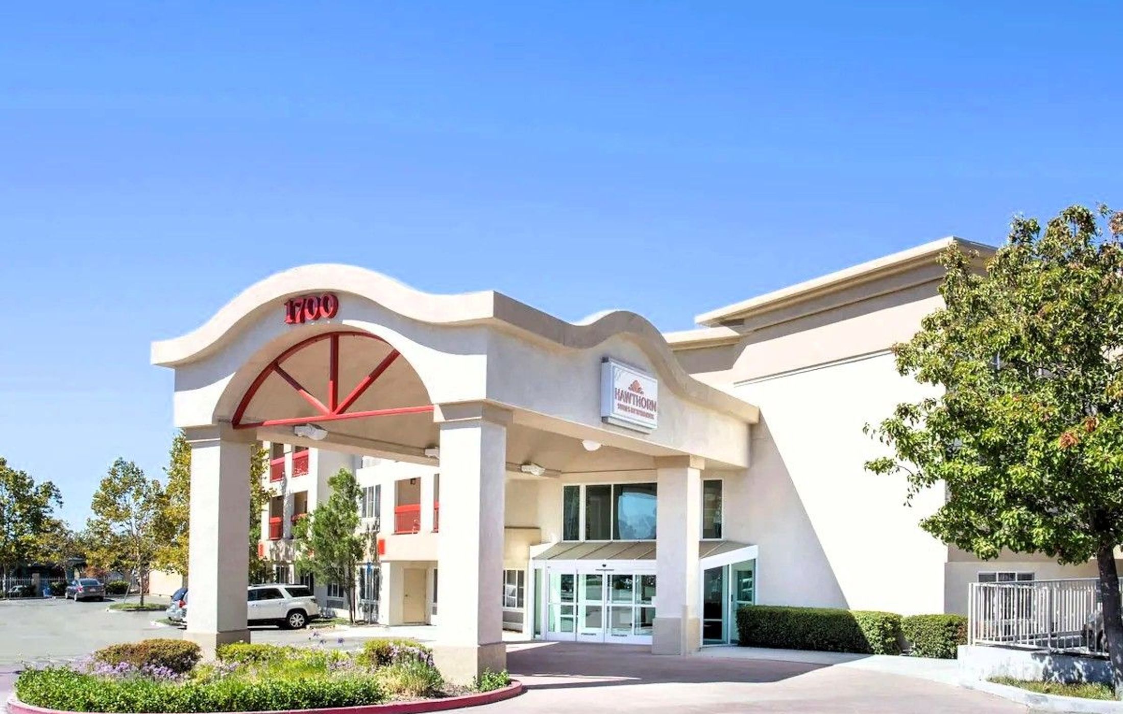 Hawthorn Suites by Wyndham Livermore Wine Country