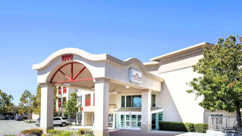 Hawthorn Suites by Wyndham Livermore Wine Country